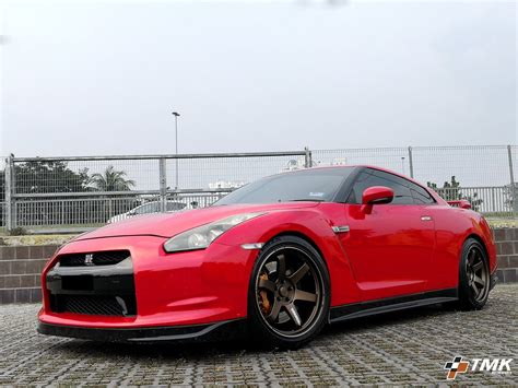 Nissan Gt R R35 Red With Bronze Rays Te37 Ultra Aftermarket Wheels
