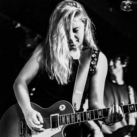 Joanne Shaw Taylor British Blues Guitarist And Singer Music Blues