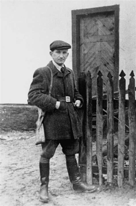 1907 - народився Головнокомандувач УПА Роман Шухевич