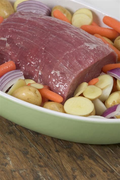 How do you cook a beef bottom round roast? What Kind of Cut of Meat Is a Bottom Round Roast? | eHow
