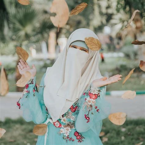 Pin By Fatoma Photographer On Princesses Arab Girls Hijab Muslim Beauty Muslim Fashion Dress