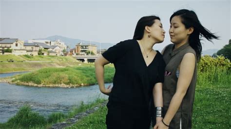 60点を超えるjapanese Lesbian Kissingの映像素材とロイヤリティフリー映像 Istock
