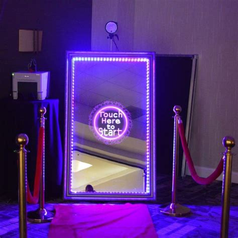 Mirror Photo Booth Events 365 Canada