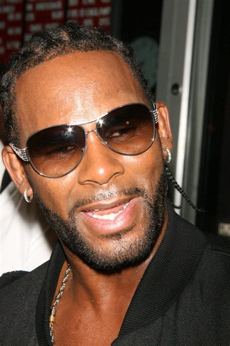 Two guardian columnists talk it over. R. Kelly - EcuRed