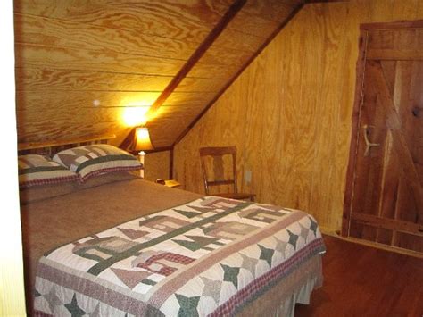 Silver run cabins wants to help you make the most of your vacation time here in the seclusion of the ozark mountains. » Silver Run Cabins Gallery » Blacksmith