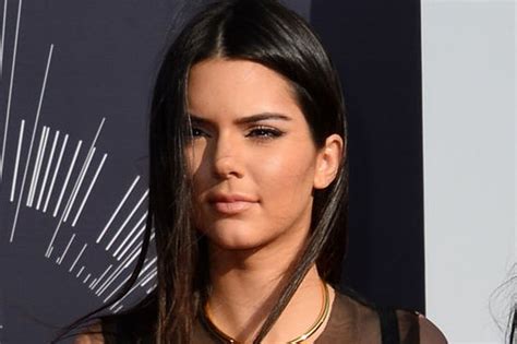 Kendall Jenner Appears Completely Nude In New Photo Spread UPI Com