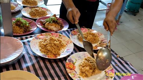 Panang refers to the island of penang in northern malaysia bordering southern thailand. 槟城美食探秘炸鸡炒饭 Malaysia Penang food delicious fried rice ...