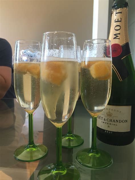 This mango is so sweet it tastes like heaven in your mouth. Moët and mango fruit... Wow | Mango fruit, Champagne flute ...
