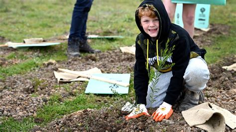 National Tree Day Sees 1300 New Trees In Mooroopna Shepparton News