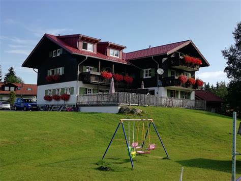 7, a 0.4 km del centro de willingen. Bildergalerie von Ferienwohnung Paula, nur mit Hund, Haus ...