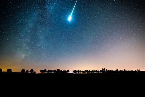 Orionid Meteor Shower 2018 When To See The Orionids Peak This Weekend