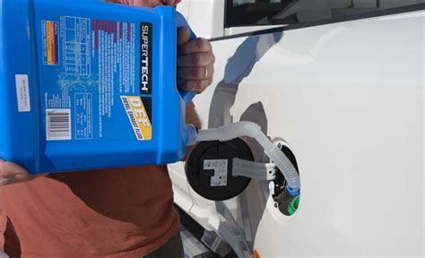 Specifically, def is an aqueous urea solution made with 32.5% urea and 67.5% deionized water. How to Put DEF Fluid in a Truck - Which Brand is Cheapest?
