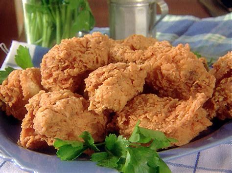Bonz Blogz Paula Deens Spicy Buttermilk Fried Chicken