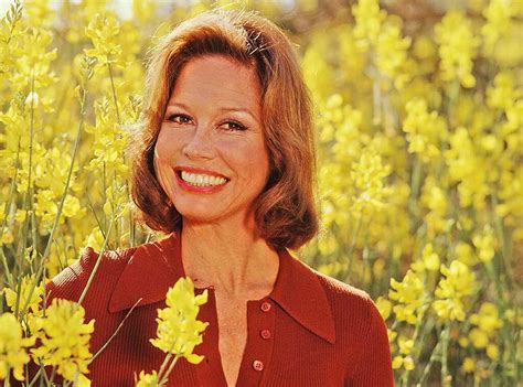Whereas mary tyler moore was a fun sitcom, the new show. Mary Tyler Moore Dead at 80; Actress Played the Iconic Independent Career Woman on Her Classic ...