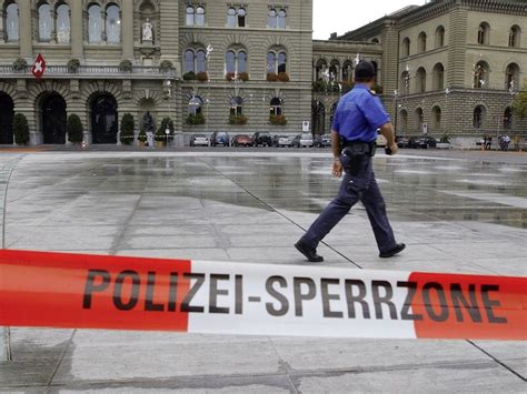 Polizei Sperrt Bundesplatz Wegen Verdächtigem Gegenstand Freiburger Nachrichten
