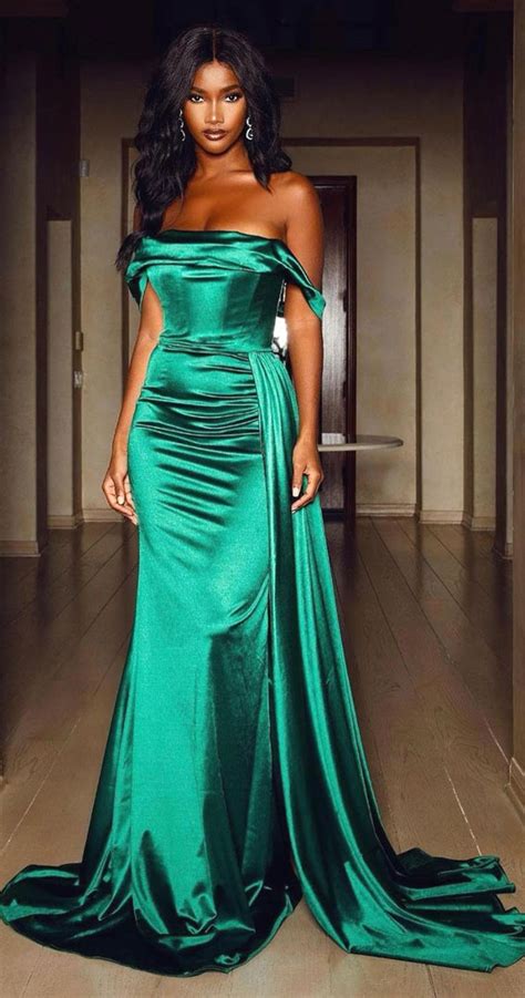 buy emerald green prom dresses 2021 in stock