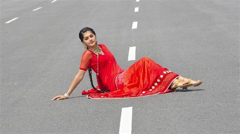 Taapsee Pannu Red Saree Hot Photoshoot On Highway Page 2 Baobuacom