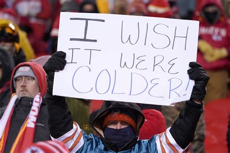 Chiefs And Dolphins Play Fourth Coldest Game In Nfl History Heres