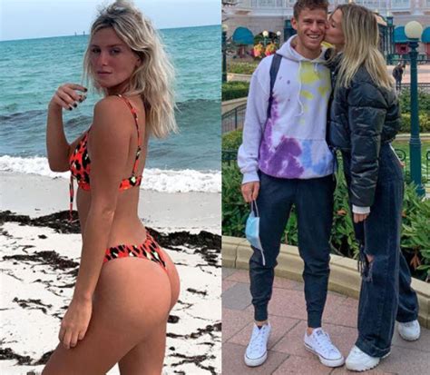 Schwartzman is jewish and is the son of ricardo and silvana schwartzman. Diego Schwartzman enjoys Disneyland with his girlfriend ...