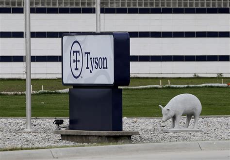 Tyson Will Reopen Waterloo Plant Where Hundreds Sickened