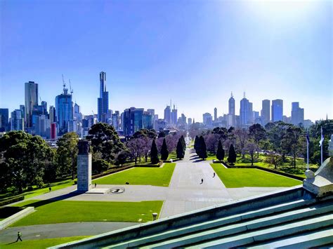 A photo I took of Melbourne's skyline a few months ago : melbourne