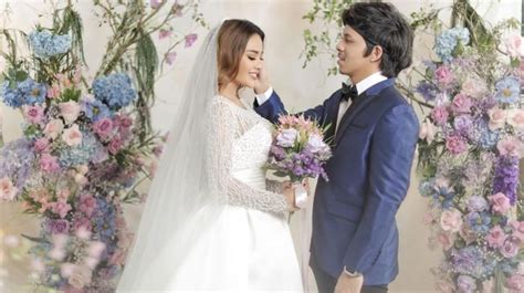 Apalagi ternyata sebagai suami, atta sudah mempersiapkan banyak hal untuk memulai hidup barunya bersama istri tercinta. Kalau Nikah di Masjid Istiqlal, Atta Halilintar Tak Boleh ...