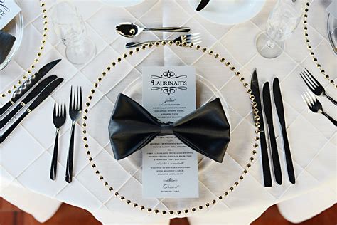 Bow Tie Napkin Place Setting