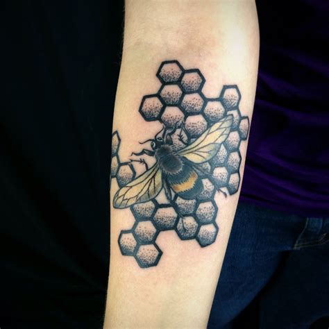 Hexagon Bee Tat Pinterest Tattoo Fake Tattoos And Piercings