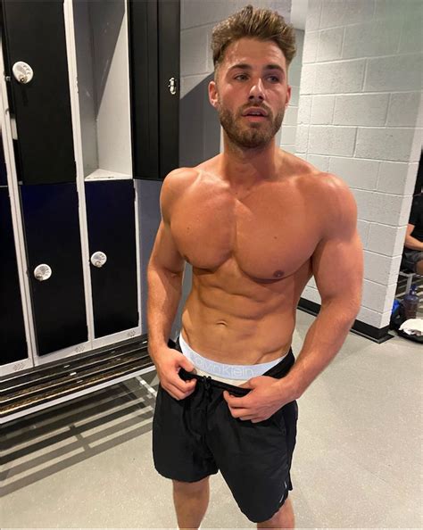 Celeb Lover On Twitter Josh Ritchie Is Such A Stud And Such A Tease