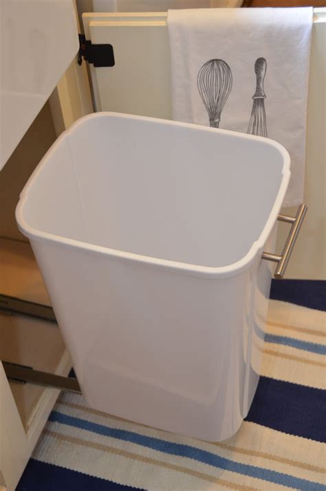 You can easily compare and choose from the 9 best under sink trash compactors for you. IRON & TWINE: Under Sink Storage