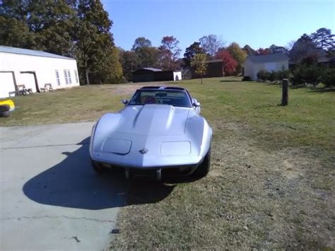 These were not considered to be 'limited edition' models, but only about 15,200 were produced. corvette c3 silver anniversary edition - Classic Chevrolet ...