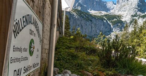 Es ist eine überschaubare wanderung, die auch von ungeübten zu schaffen ist. Höllentalklamm - Riffelscharte - Eibsee | Wandern in ...