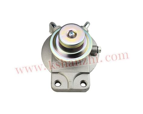 China Customized 4d94e Fuel Priming Pump For Diesel Engine Ym129917