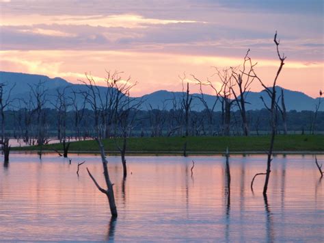 Lake Kariba Zimbabwe Zimbabwe Zambia African Sunset Sunsets Places