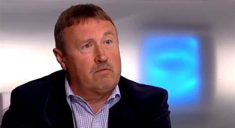 Hiesz györgy szerint a település idén 400 millió forintot bukott el az iparűzési adó elvonása miatt. Könnyeivel küszködve lépett ki az MSZP-ből a gyöngyösi ...