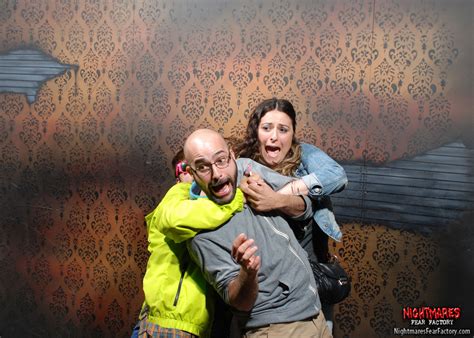32 Hilarious Haunted House Reactions Caught On Camera Huffpost