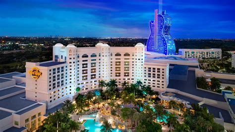 Book online or call now. Hard Rock Hollywood Florida: El impresionante hotel en ...