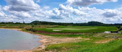 Siam Country Club Waterside Golf Course In Pattaya Golf Escapes