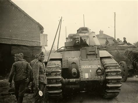 Asisbiz French Army Renault Char B1 Named Duguesclin Captured During