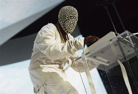 Jun 14, 2021 · kanye west acts up, puts on jesus mask during virtual court deposition. "We the New Rockstars!" How Hip-Hop Eclipsed Rock 'N Roll ...