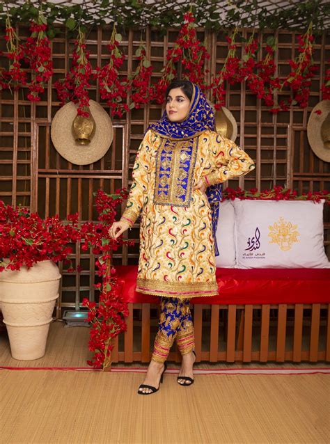 عماني كولكشن حصري الندى للأزياء