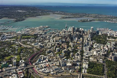 New apartment market cools, but Auckland city fringe gets an uplift ...