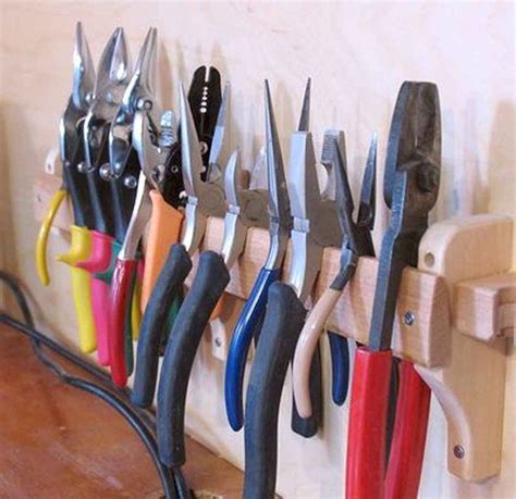 21 Clever Ideas To Organize Your Garage Browsyouroom Garage Tools