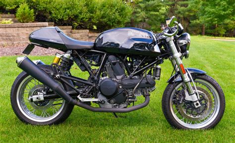 From a concept bike to a real cafe racer bike. 2009 Ducati Sport 1000 - Cafe Racer - Tron Bike - RARE