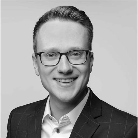 Berlin, saarbrücken und den hauptsitz in stuttgart. Thomas Georgi - Bilder, News, Infos aus dem Web