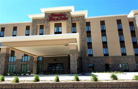 Breakfast, wifi, and parking are free at this hotel. Hampton Inn & Suites Brightens Mason City, Iowa | Travel ...