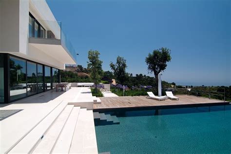 House In Andalucia By Mclean Quinlan Types Of Architecture Interior