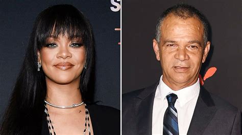 Rihannas Dad Ronald Fenty ‘couldnt Be Happier About Pregnancy