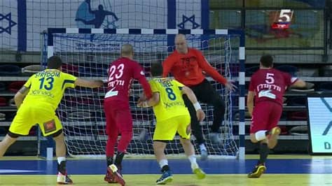 מכבי תל אביב היא קבוצת כדורסל ישראלית שנוסדה בשנת 1932. ‫מכבי תל אביב - הפועל ראשון לציון -גמר גביע המדינה מחצית 2 ...