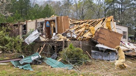 Severe Storms Tornadoes Slam Southern States
